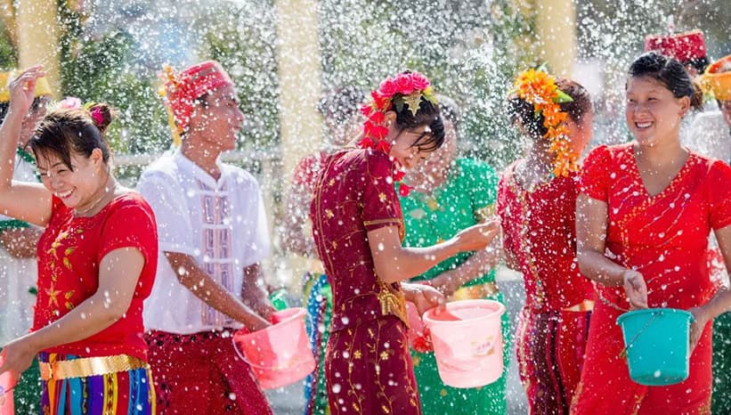 Dai Water Splashing Festival